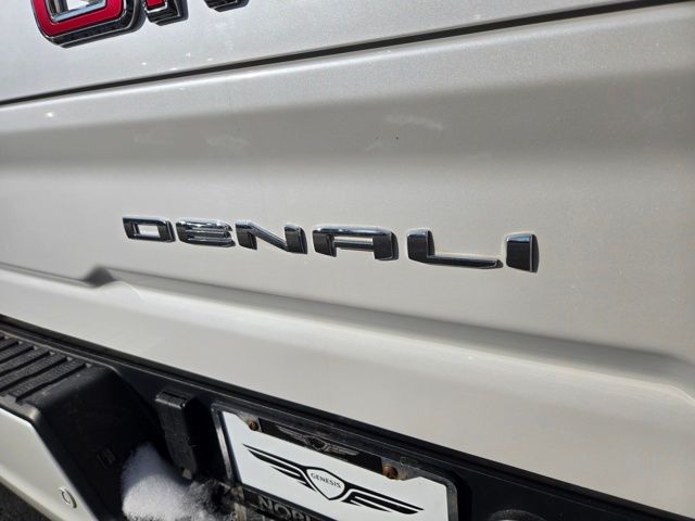 2020 GMC Sierra 2500 Denali 13