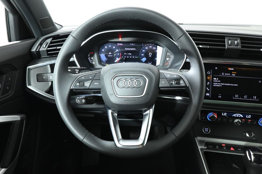 Thumbnail: 2025 Audi Q3 - 14