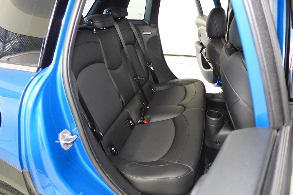 Thumbnail: 2023 MINI Cooper - 20