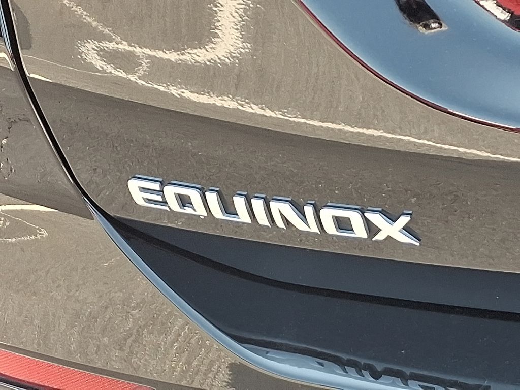 2020 Chevrolet Equinox LT 32