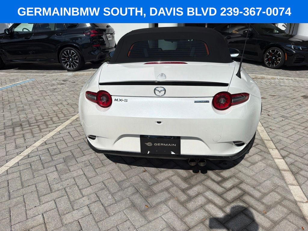 Used 2026 White Mazda Club image 29