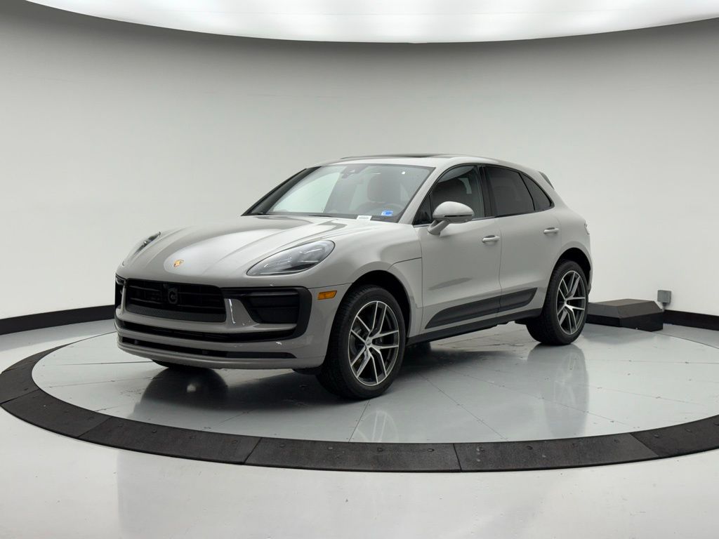 Thumbnail: 2026 Porsche Macan - 1