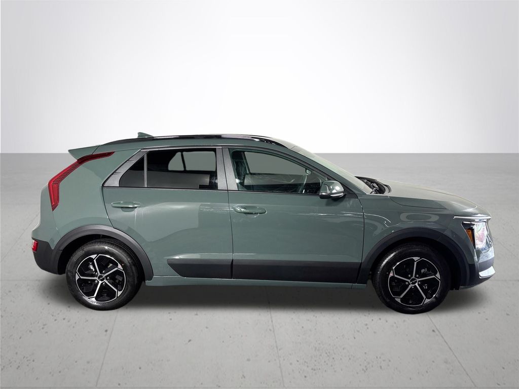 2025 Kia Niro EX