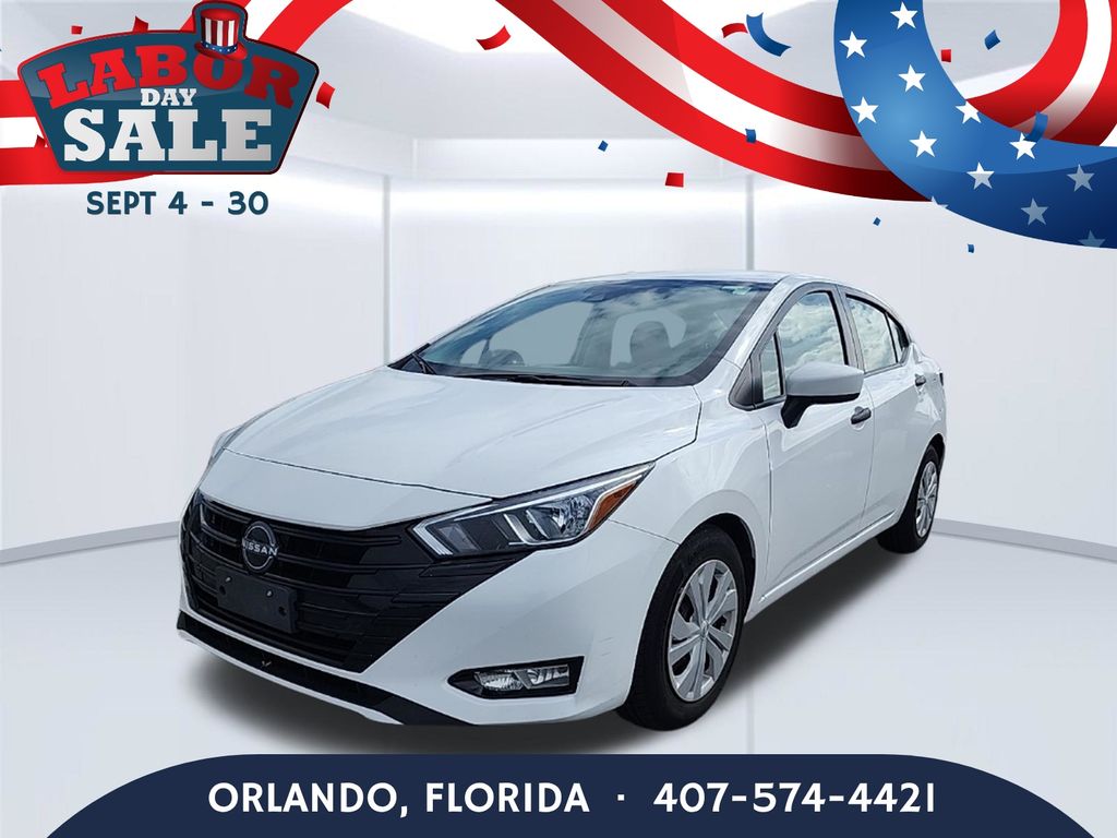 Aspen White Tricoat 2024 Nissan Versa Sedan Front-Wheel Drive Continuously Variable Transmission