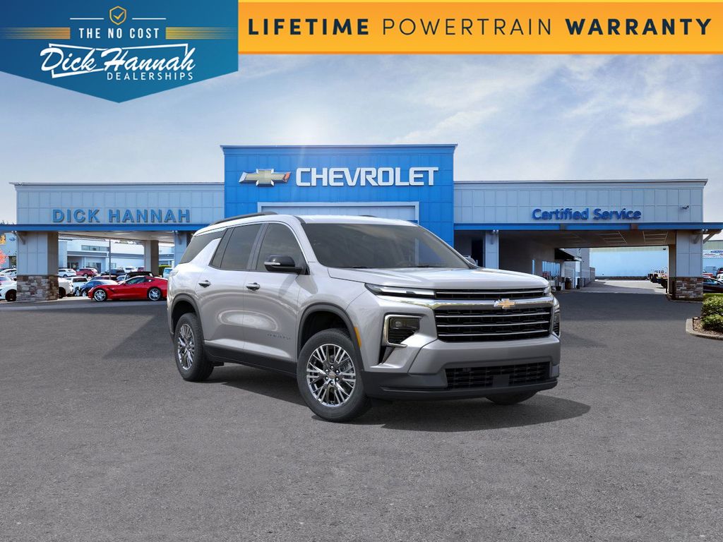 2025 Chevrolet Traverse LT