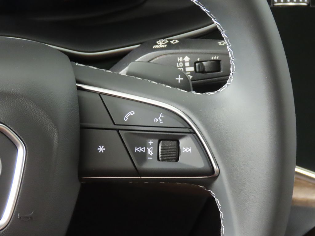 Thumbnail: 2026 Audi Q7 - 17