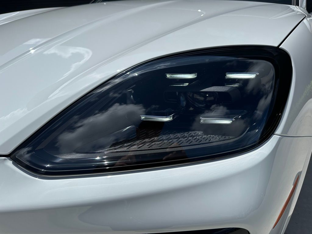 Thumbnail: 2025 Porsche Cayenne - 13