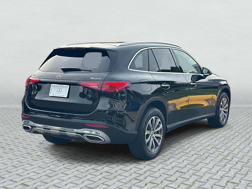 Thumbnail: 2026 Mercedes-Benz GLC - 5