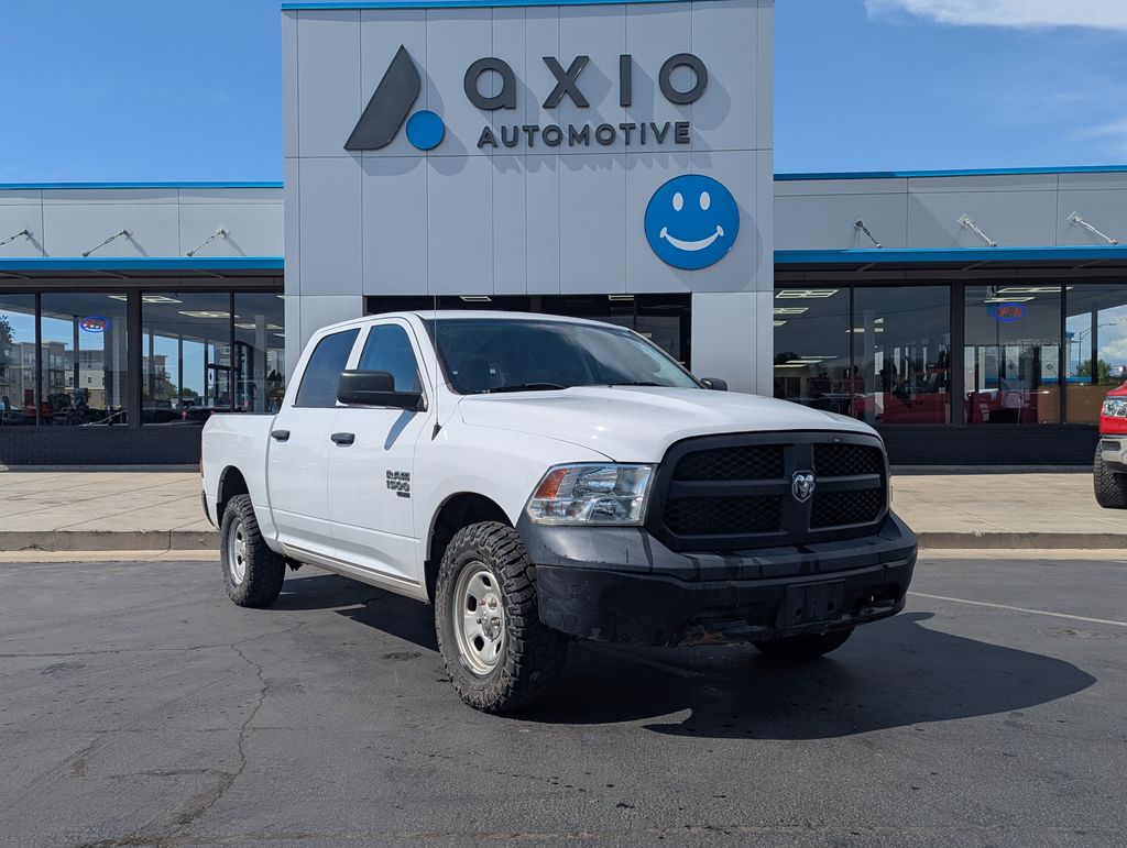 Bright White Clearcoat 2019 RAM 1500 Pickup Truck Four-Wheel Drive 8-Speed Automatic