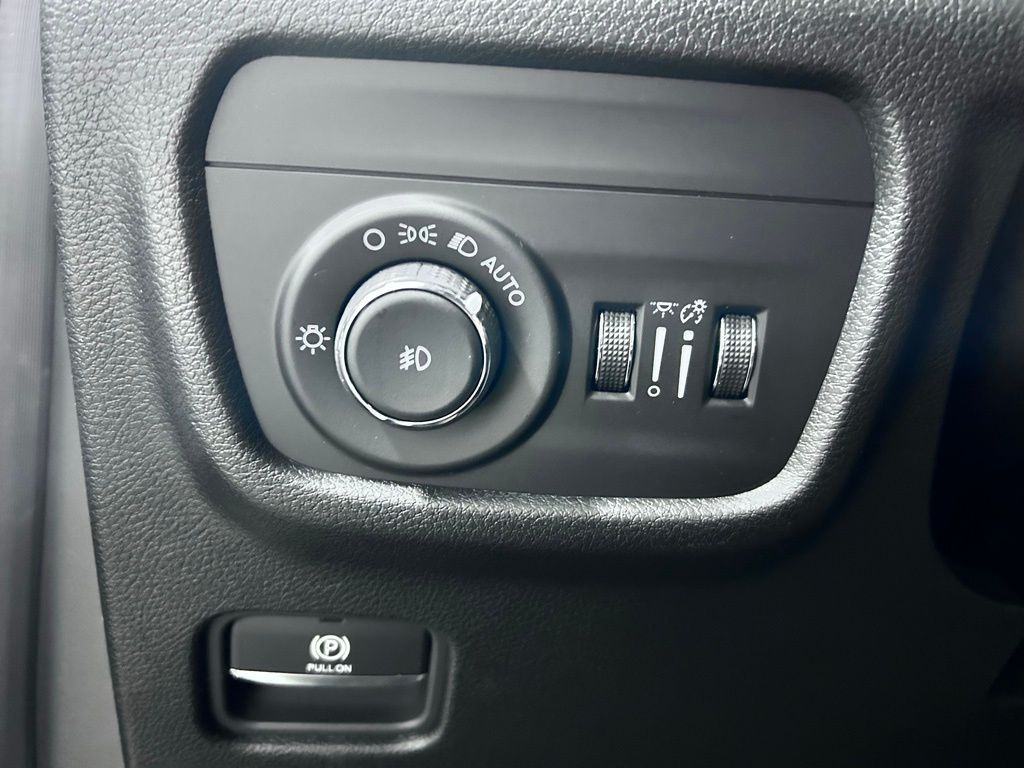 new 2026 Jeep Grand Cherokee L car, priced at $51,730