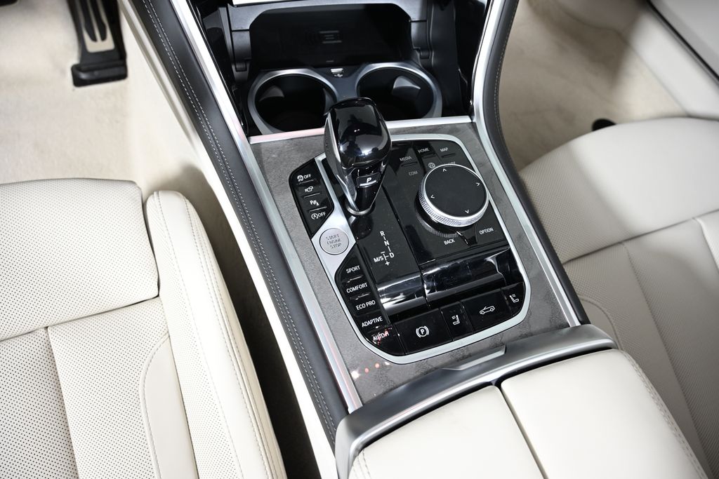 Thumbnail: 2026 BMW 8 Series - 27