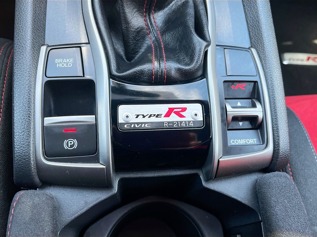 Used 2019 Blue Honda Touring image 35