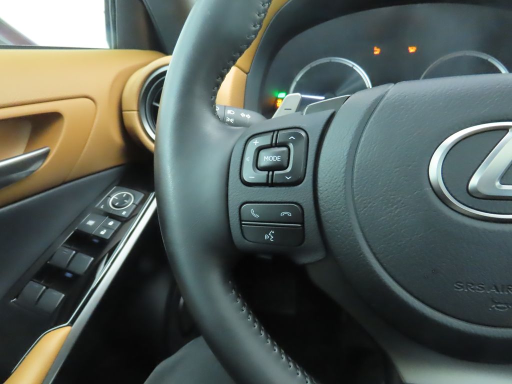 Thumbnail: 2023 Lexus IS - 11