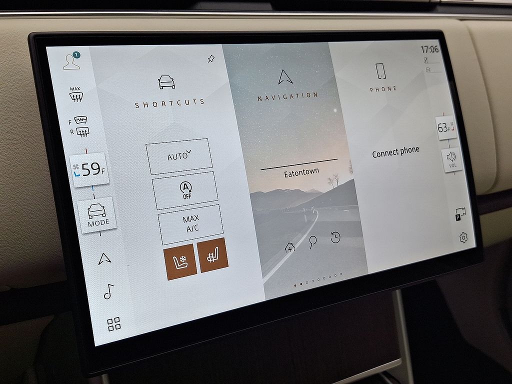 Thumbnail: 2025 Land Rover Range Rover - 16