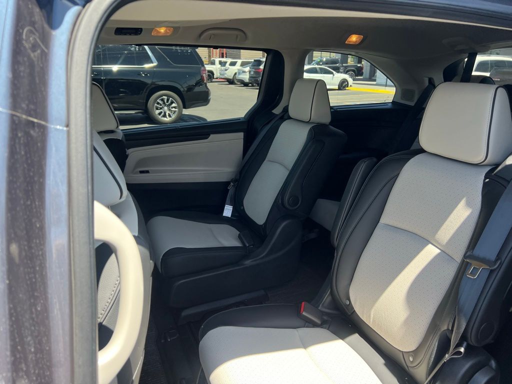 2025 Honda Odyssey Elite 10