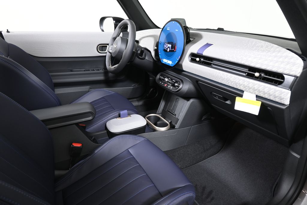 Thumbnail: 2026 MINI Cooper - 25