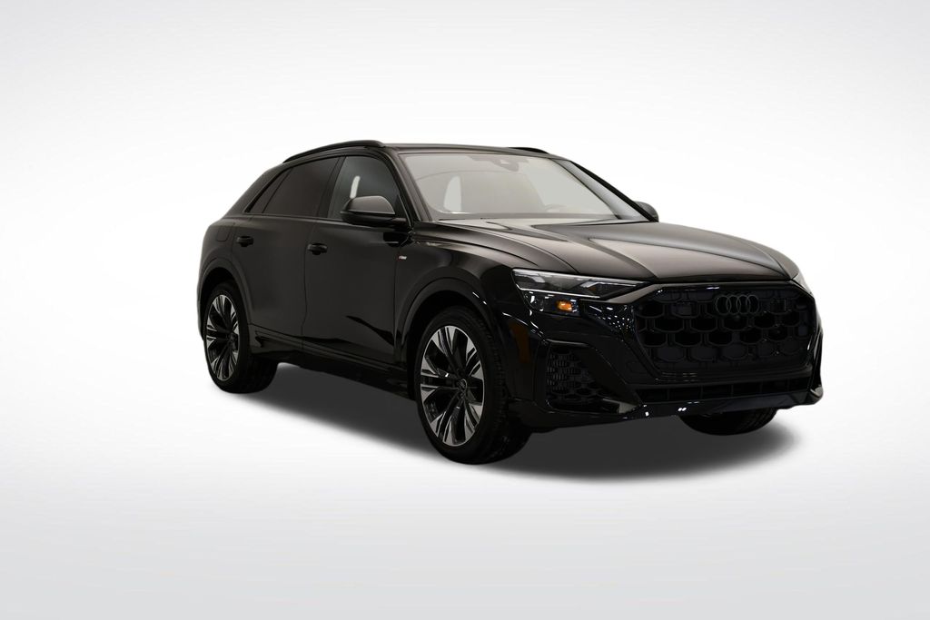 Thumbnail: 2026 Audi Q8 - 7