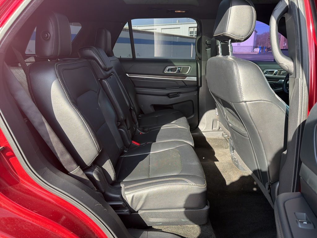 Thumbnail: 2016 Ford Explorer - 24