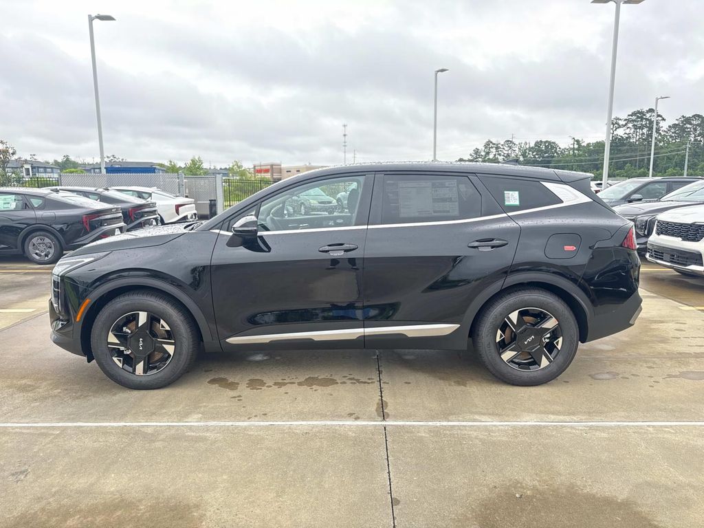 New 2026 Black Kia LX image 5
