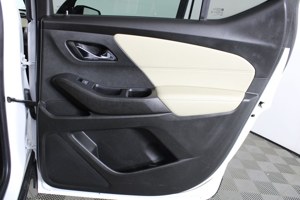 Used 2022 Chevrolet Traverse for sale in 