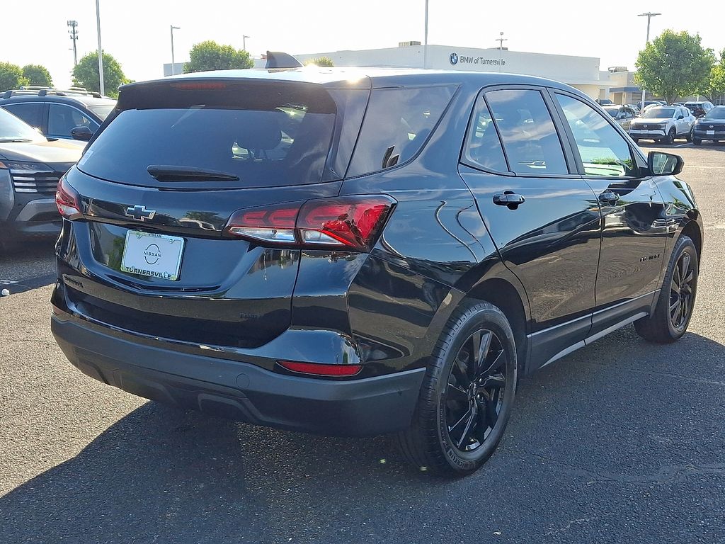 Thumbnail: 2023 Chevrolet Equinox - 6
