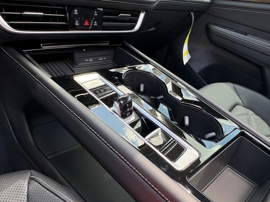 New 2026 Opal White Volkswagen 2.0T SE w/Technology image 21