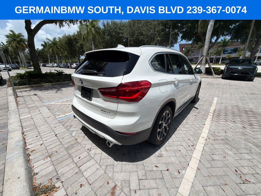 Used 2021 White BMW sDrive28i image 9