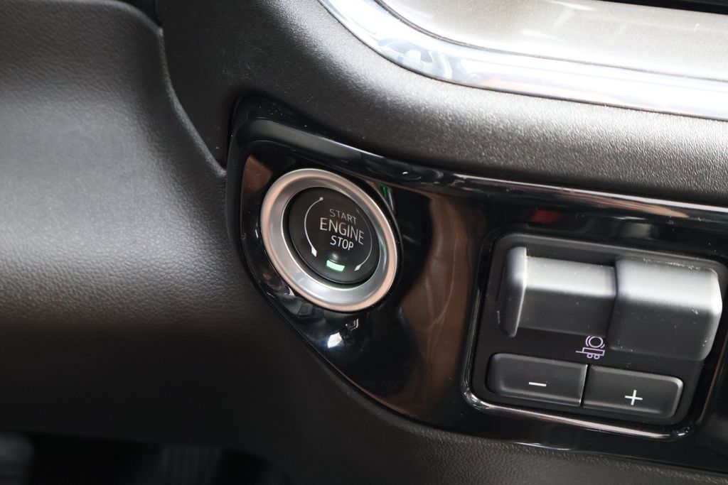 Thumbnail: 2023 Chevrolet Silverado 1500 - 29