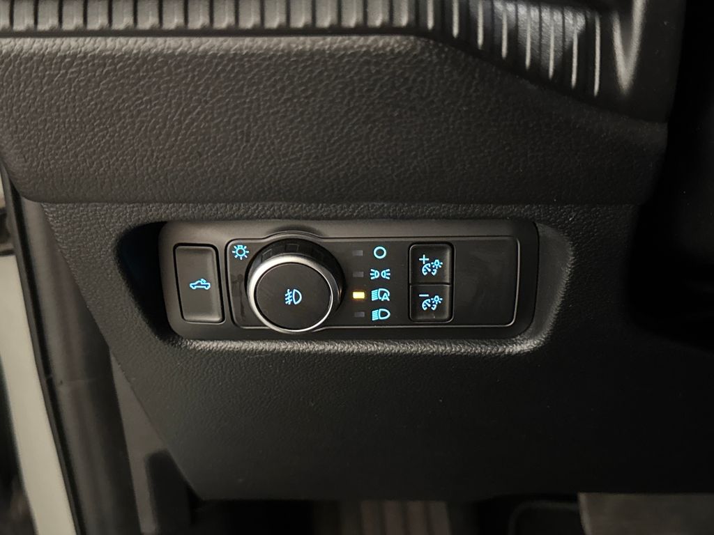 Certified Used 2024 Green Ford XLT image 18