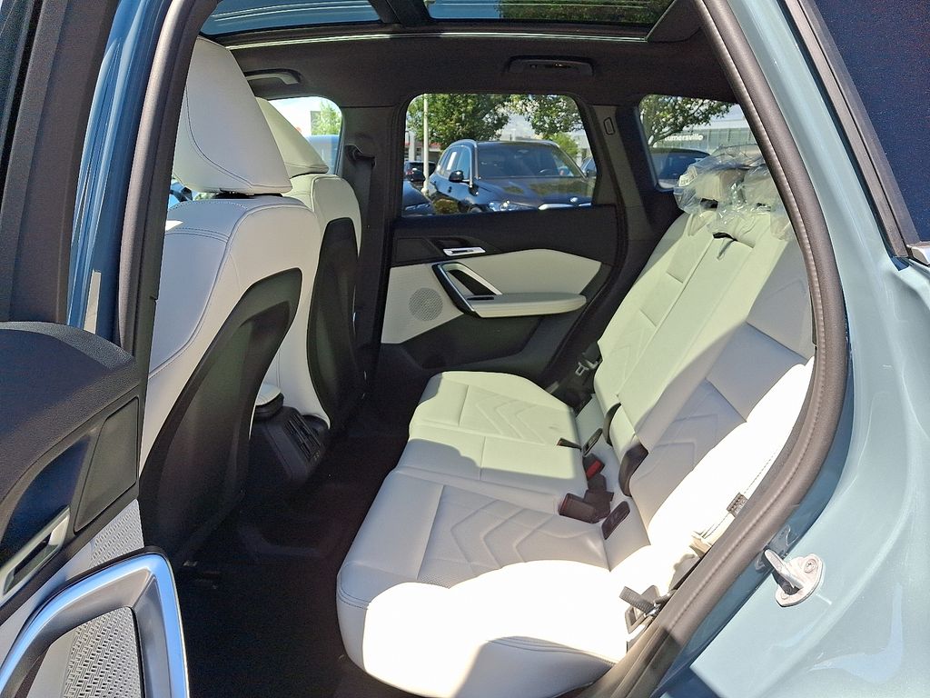 Thumbnail: 2026 BMW X1 - 5