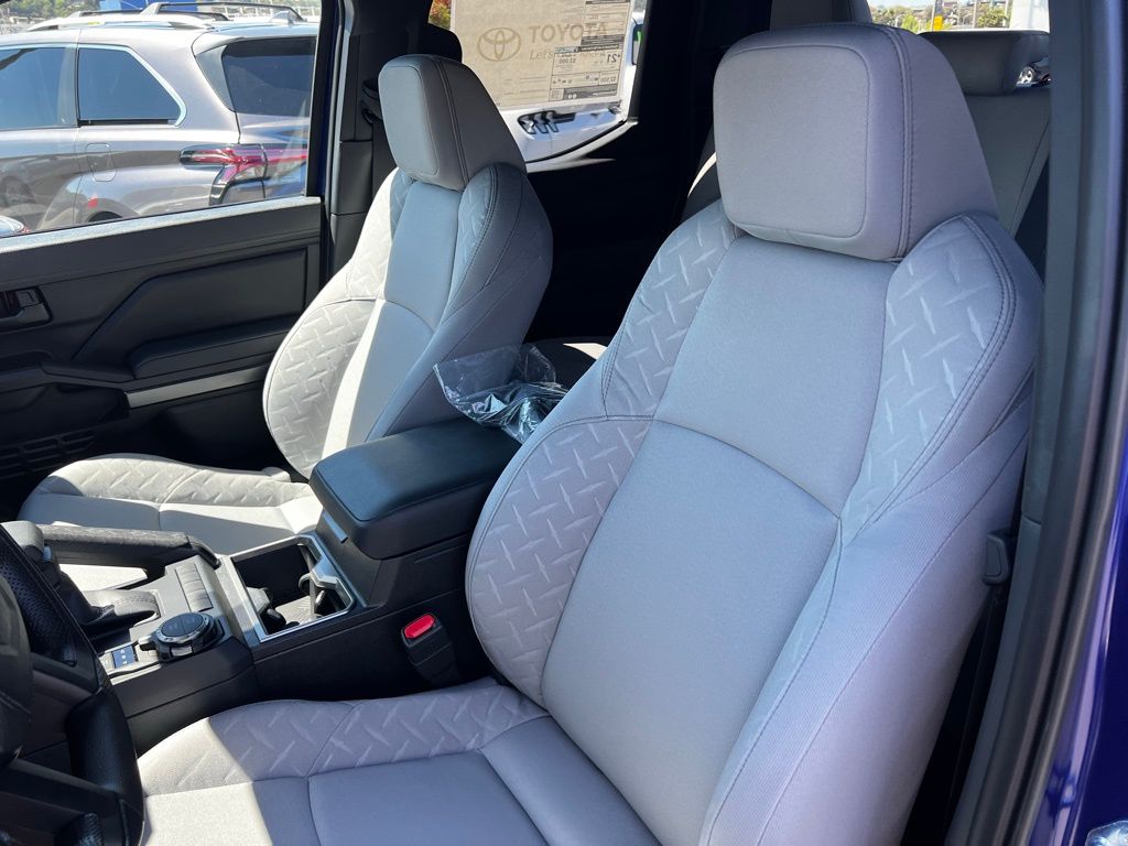 2025 Toyota Tacoma SR5 Double Cab photo 15