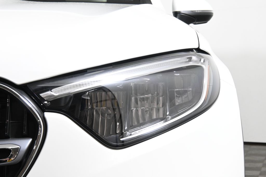 Thumbnail: 2026 Mercedes-Benz GLC - 11