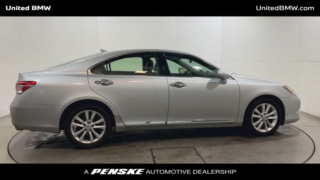 Thumbnail: 2012 Lexus ES - 9