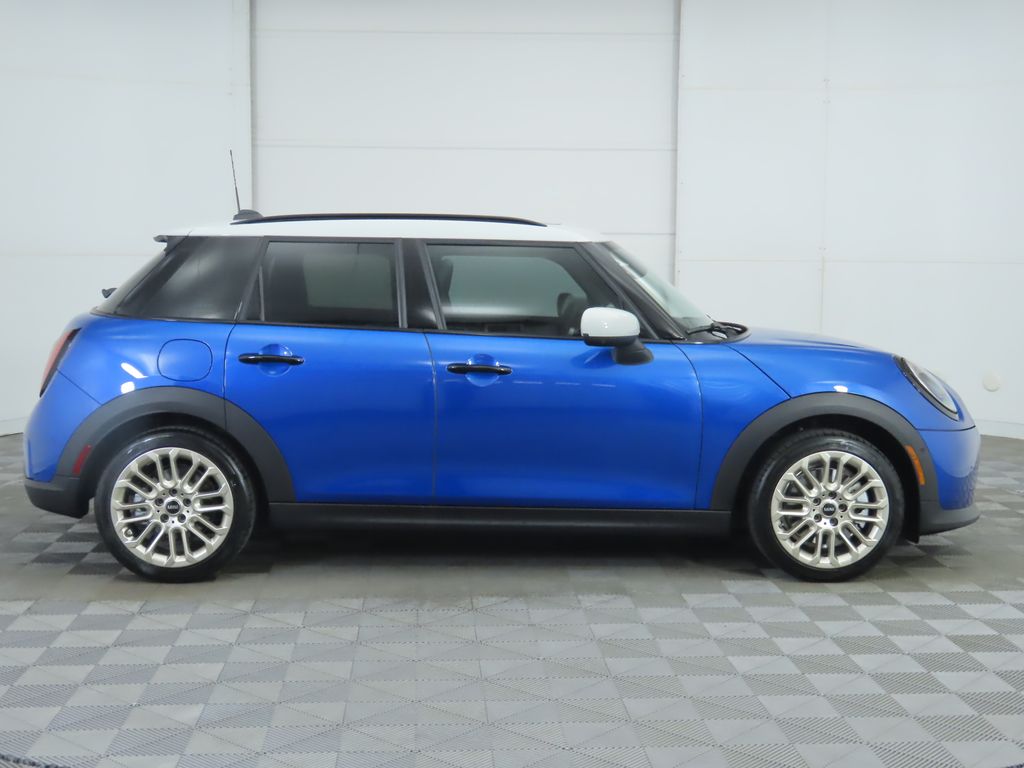 Thumbnail: 2026 MINI Cooper - 4