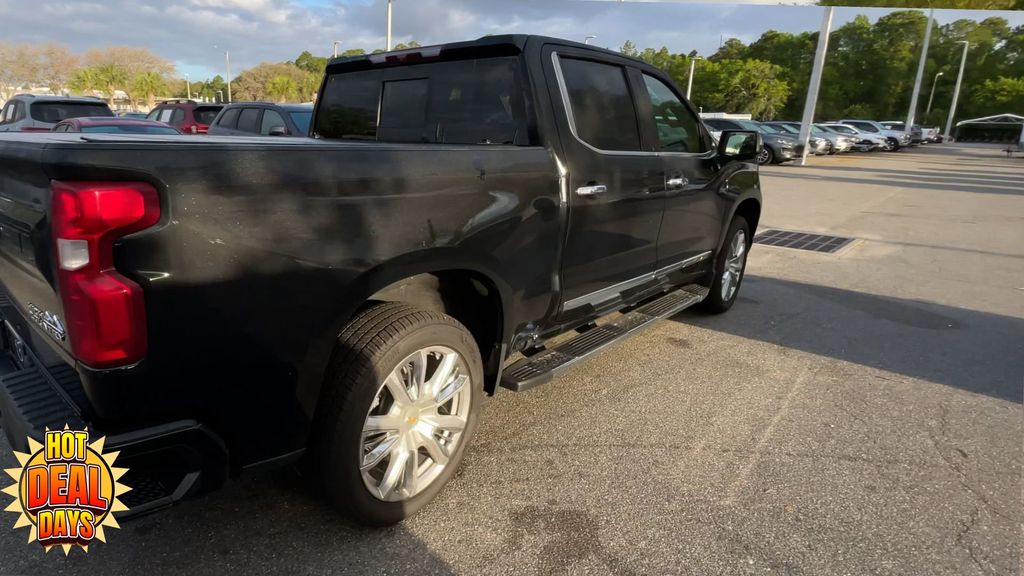 2022 Chevrolet Silverado 1500 High Country - Photo 8