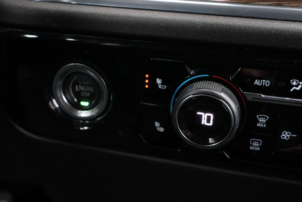 2023 Chevrolet Silverado 1500 LT 18