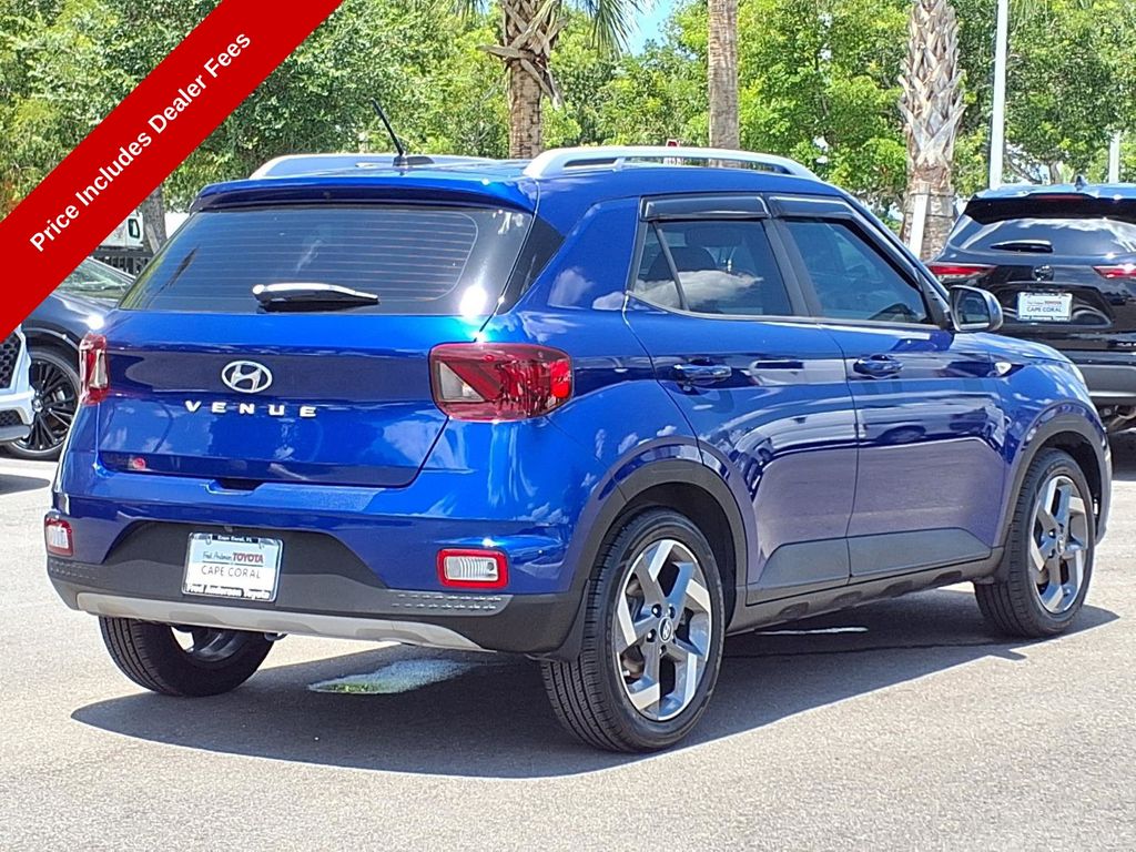 Used 2023 Hyundai Venue SUV
