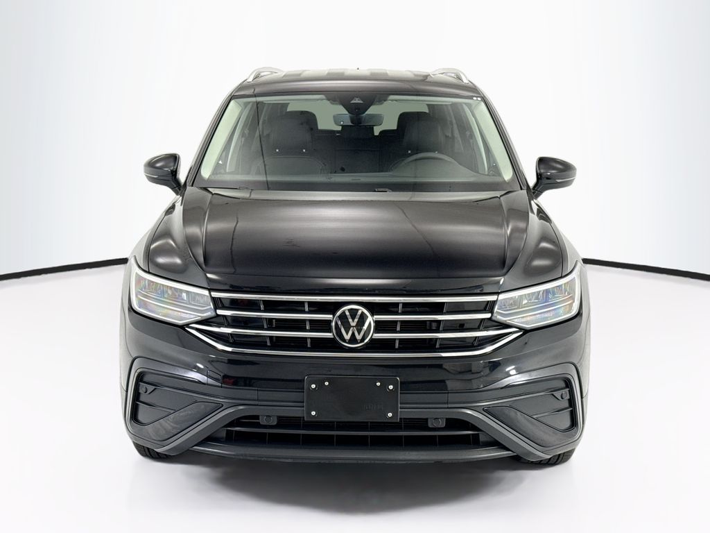 Thumbnail: 2023 Volkswagen Tiguan - 2