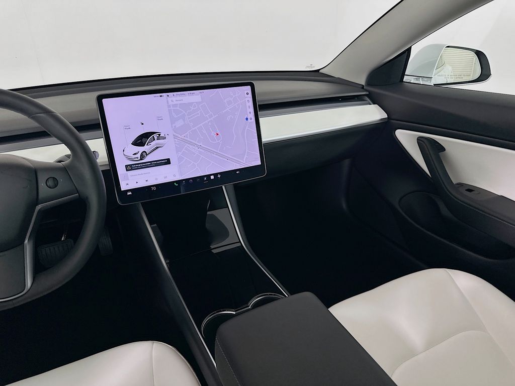2020 Tesla Model 3 Standard Range 21