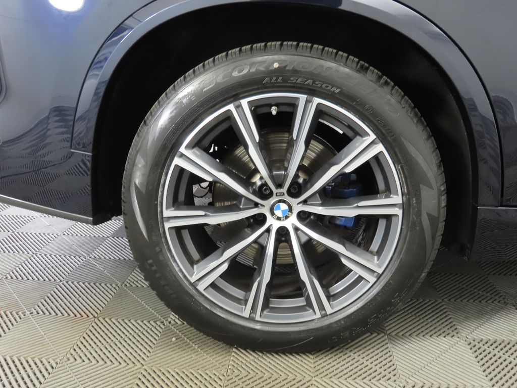 Thumbnail: 2022 BMW X5 - 31