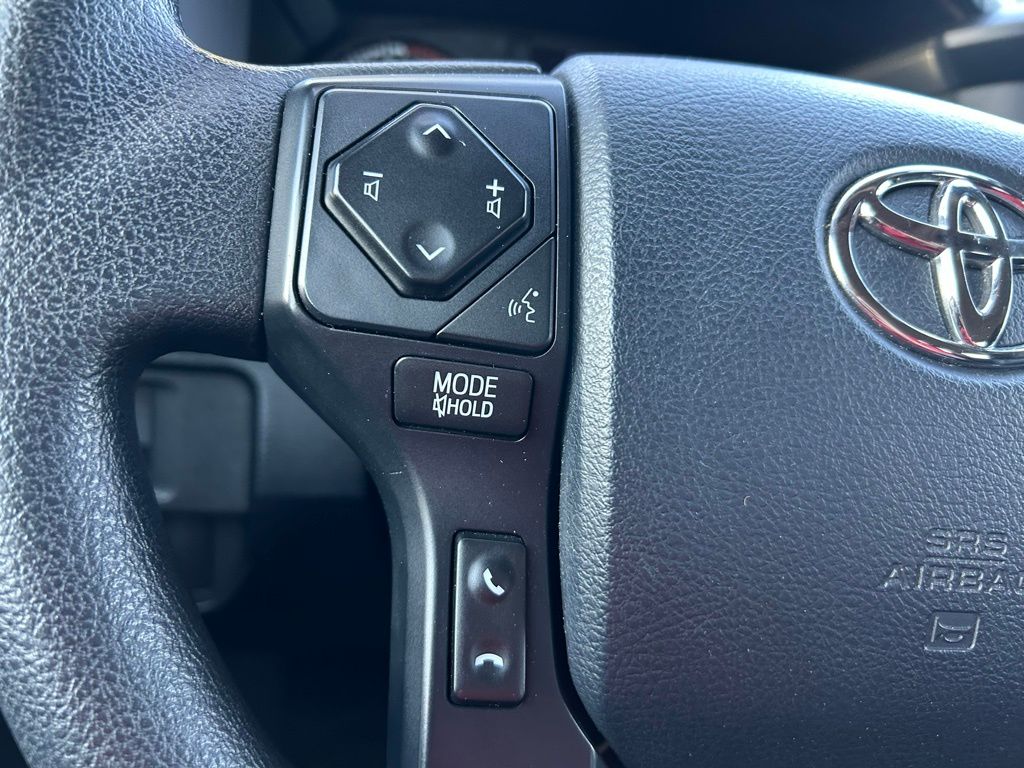 Thumbnail: 2019 Toyota Tacoma - 18