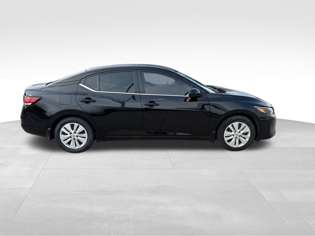 Used 2025 Nissan Sentra Sedan