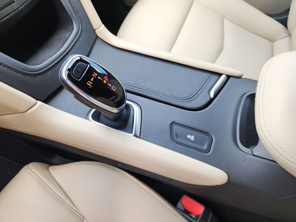 2018 Cadillac XT5 Base Silver at DeMontrond Ford
