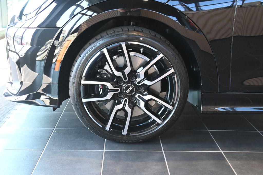 2025 MINI Cooper Hardtop S 10