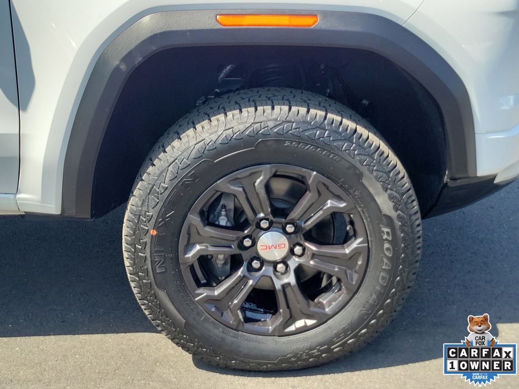 View vehicle photo 5