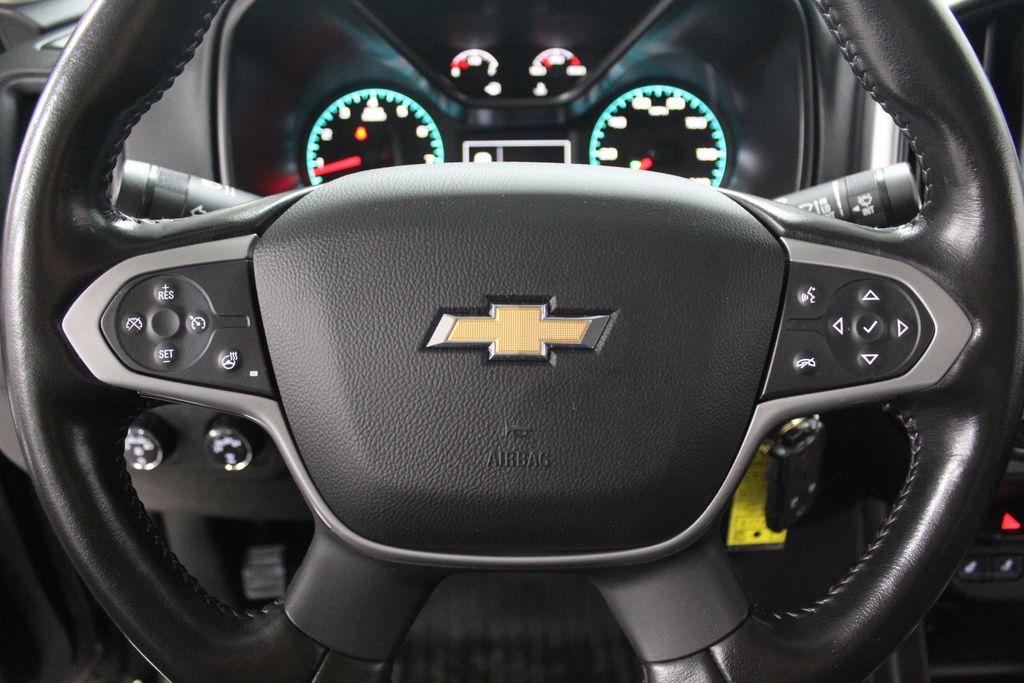 Thumbnail: 2021 Chevrolet Colorado - 17