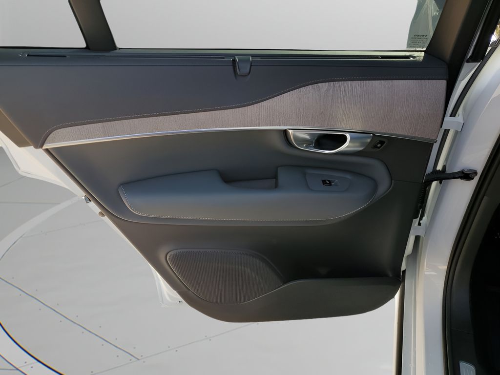 Used Car 2024 Volvo Xc90 Recharge Plug-in Hybrid  Ultimate For Sale Under $50,000 In Austin, Texas