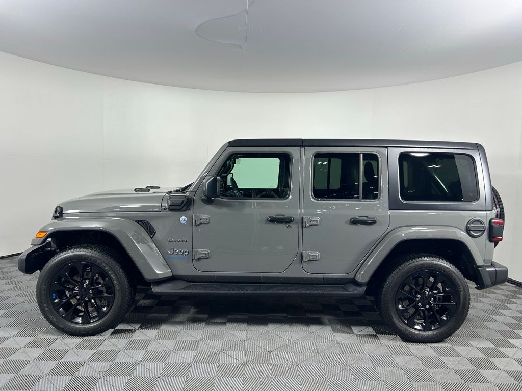 Thumbnail: 2023 Jeep Wrangler - 8