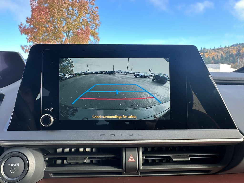 2026 Toyota Prius Plug-In Hybrid SE