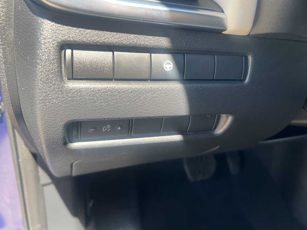 2021 Nissan Rogue SV photo